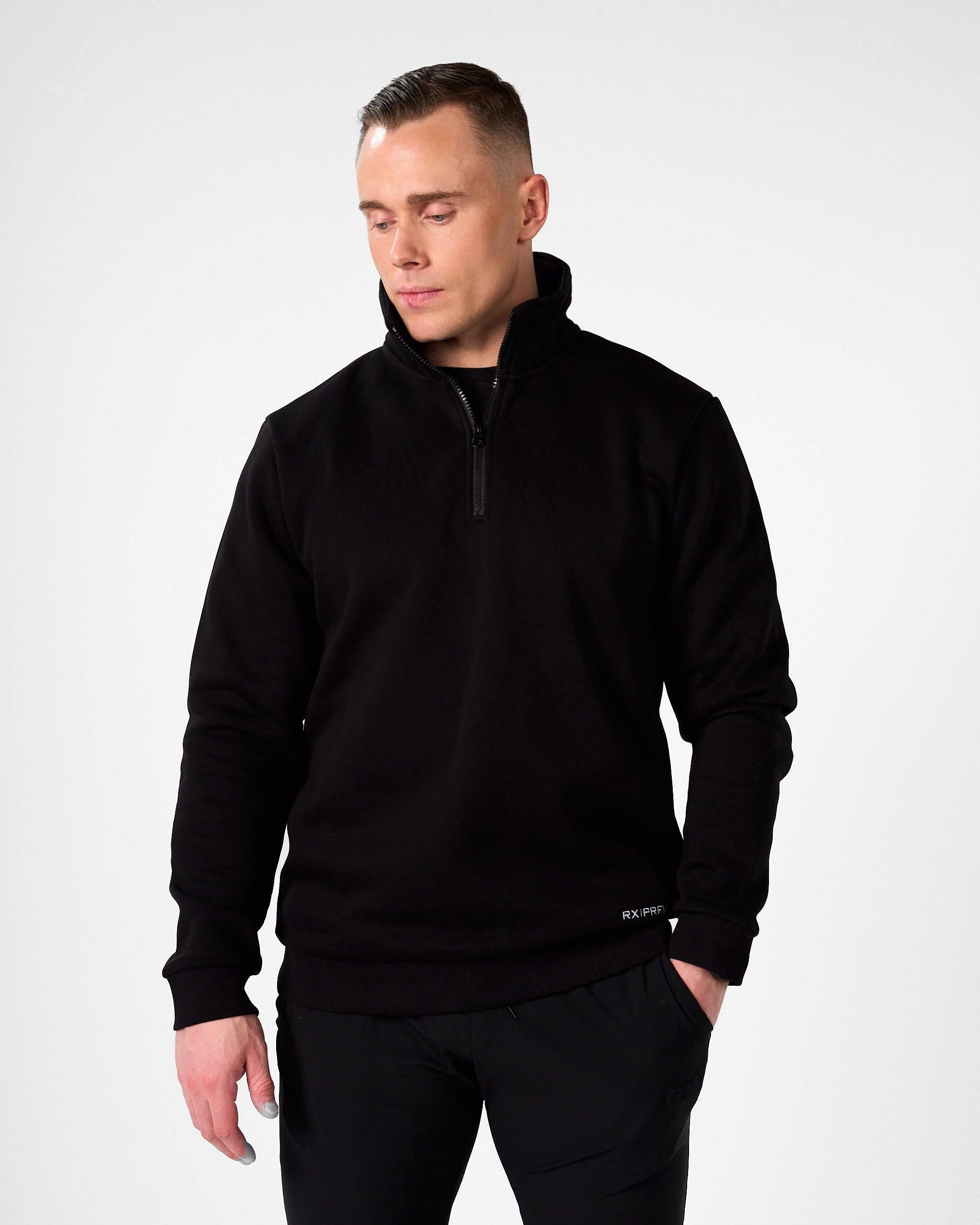 Essential Halfzip Sweater Black